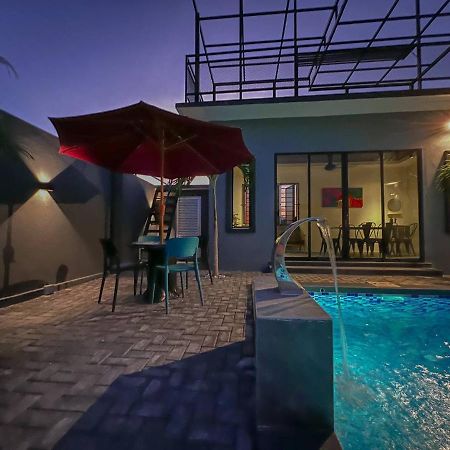 The Luxury Villa -Private Pool- Pantai Cenang  Luaran gambar