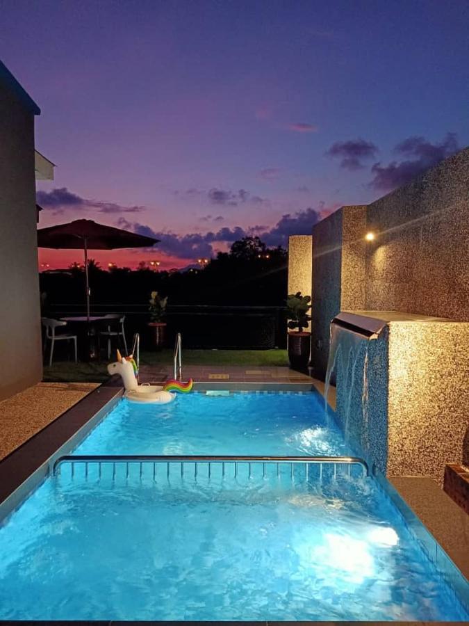 The Luxury Villa -Private Pool- Pantai Cenang  Luaran gambar